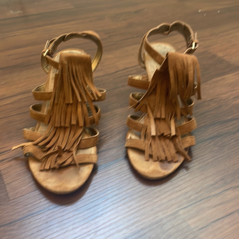 Sam edelson "Sandra" Fringe Wedge Sandal - Picture 4 of 7